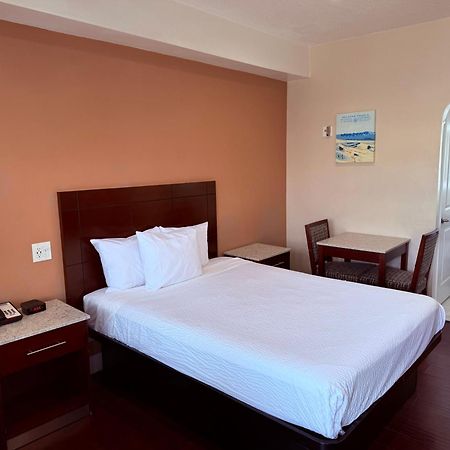 Travelodge By Wyndham Harbor City Los Angeles Buitenkant foto