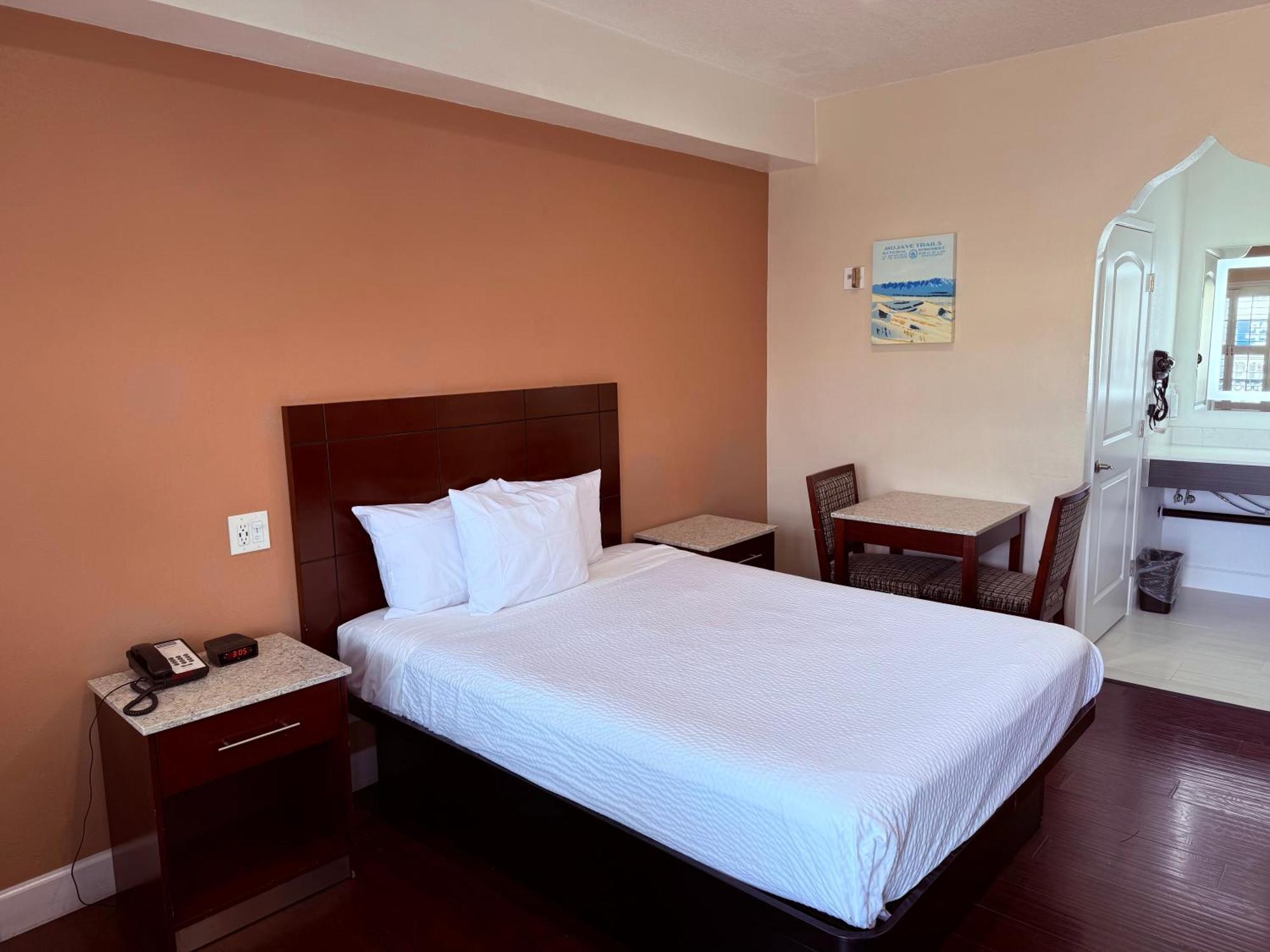 Travelodge By Wyndham Harbor City Los Angeles Buitenkant foto
